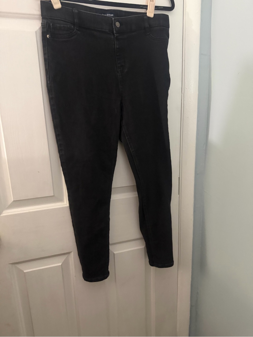 Isaac Mizrahi Jeans M Black High Rise Pull On Skinny Jeans Stretch